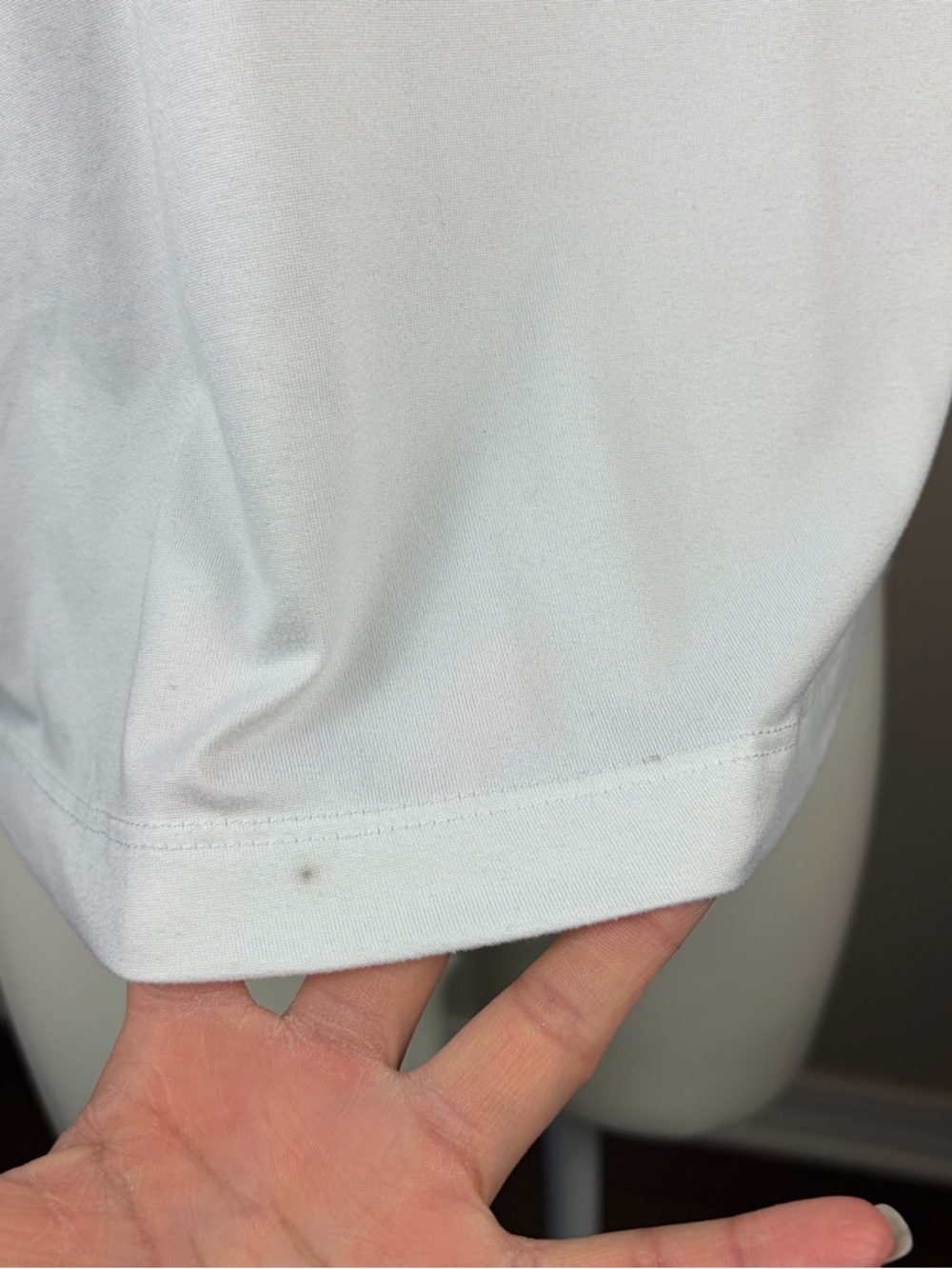 Vuori Women's Energy Short Sleeve Crew Tee in White - Picture 7 of 10